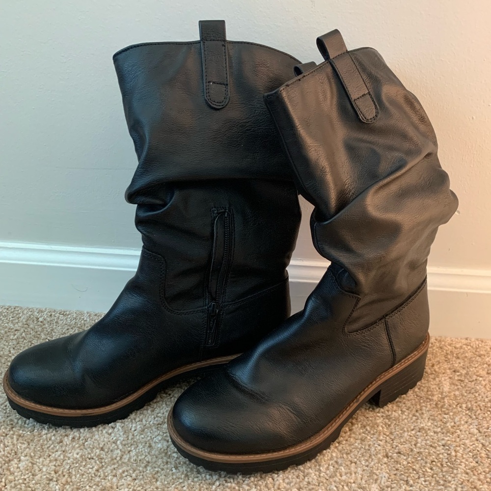 Women’s size 9 Black slouch boots faux leather 1.5 " heel